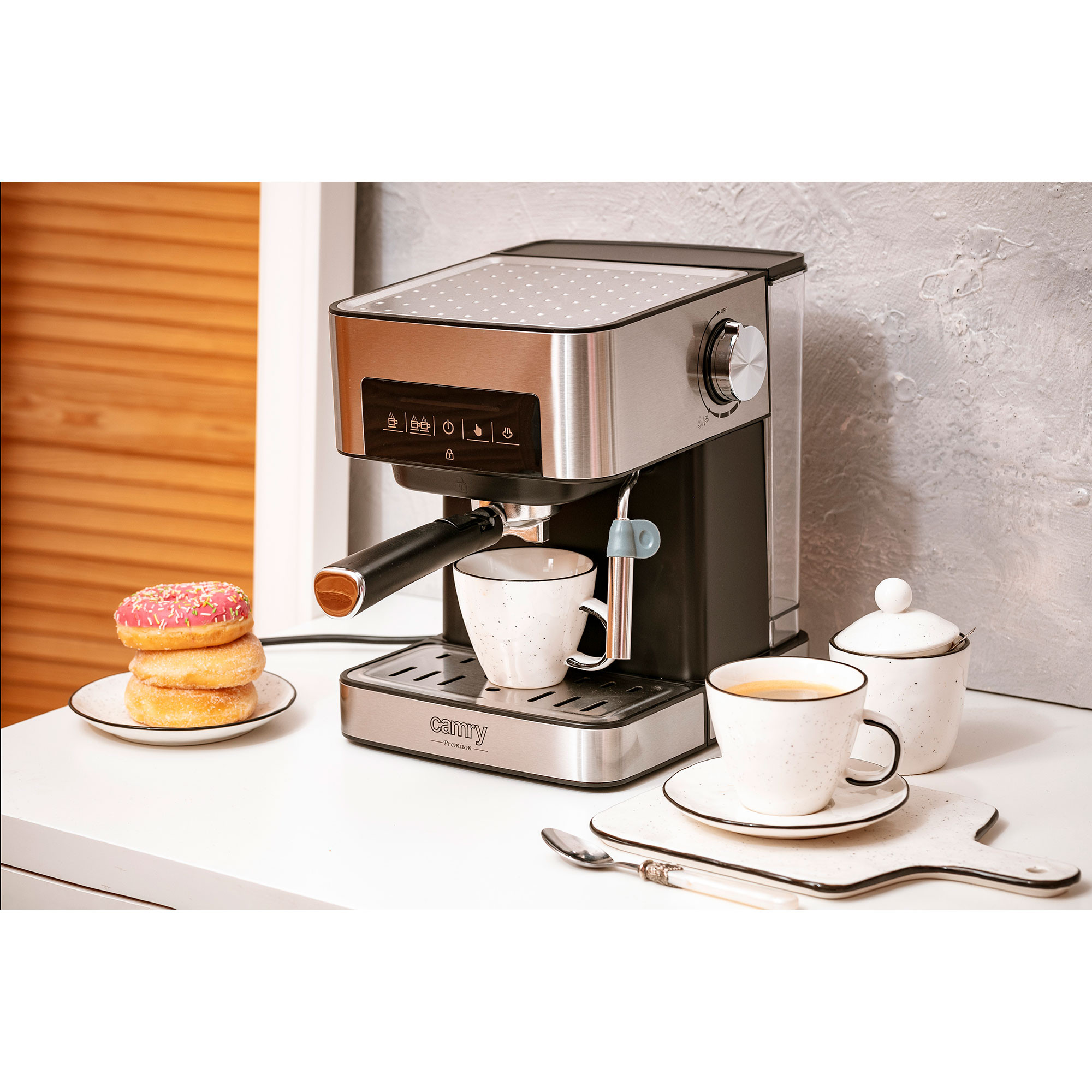 Cafetera Expresso con 2 salidas de café y función de calentar/espumar la  leche, apta para café molido y cápsulas Lacor.